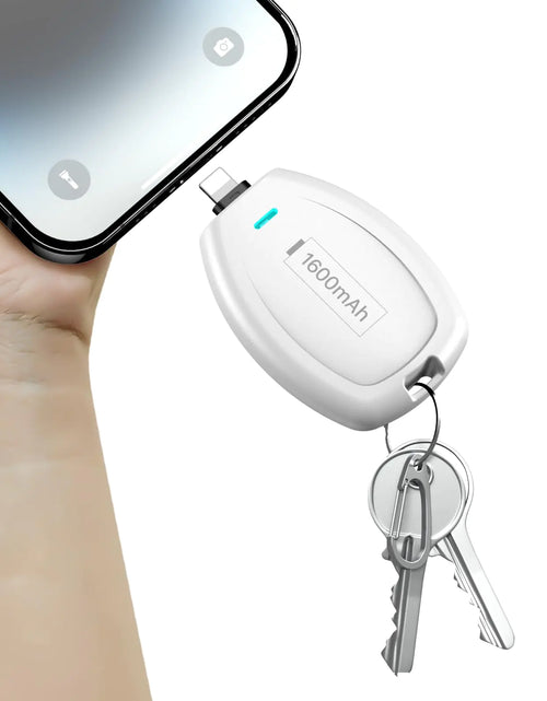 Cargar imagen en el visor de la galería, HUAENG Cargador portátil de llavero para iPhone, 1600mAh, Mini Power Emergency Pod, batería externa ultracompacta, llavero cargador de teléfono móvil para iPhone 6S XR 12 14 Airpods-Blanco
