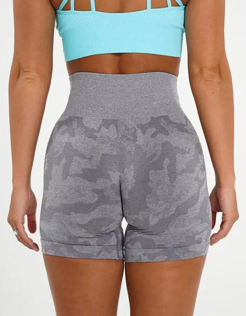 Load image into Gallery viewer, Women&#39;s Camo Jacquard Seamless Gym Shorts
