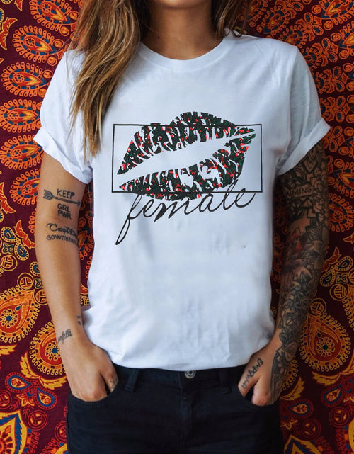 Charger l'image dans la visionneuse de galerie, T-shirt à imprimé lèvres, Tee-shirt graphique, Haut décontracté
